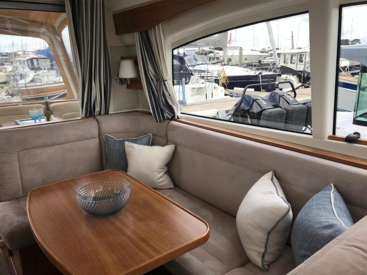 Adelphi B A Delightful 6 Berth Boat Hotel Lymington Exterior foto