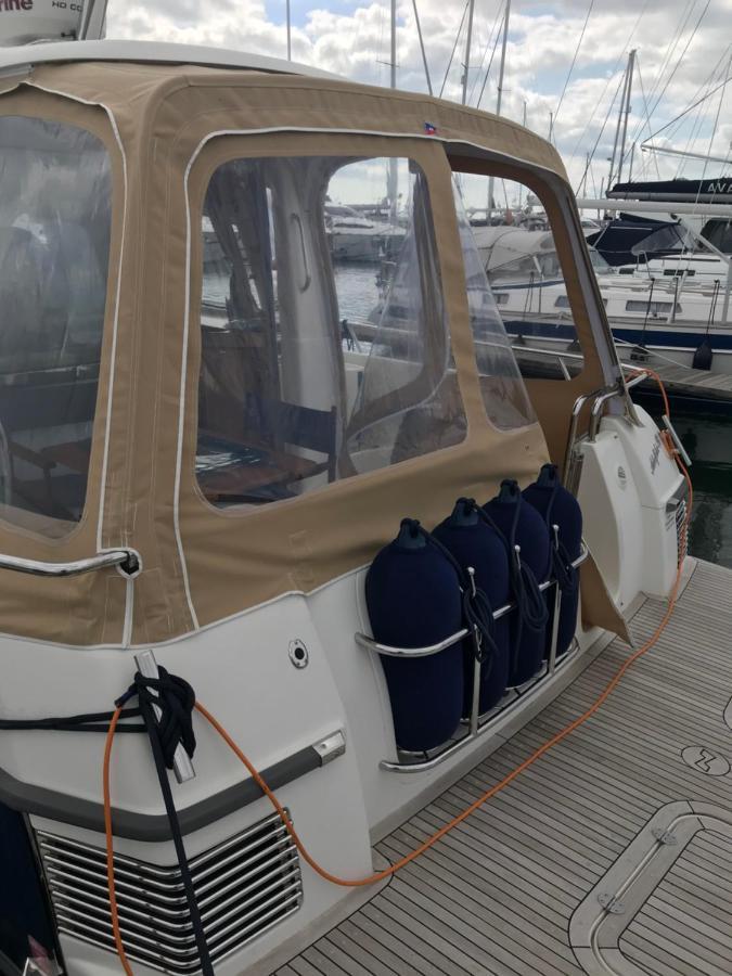 Adelphi B A Delightful 6 Berth Boat Hotel Lymington Exterior foto